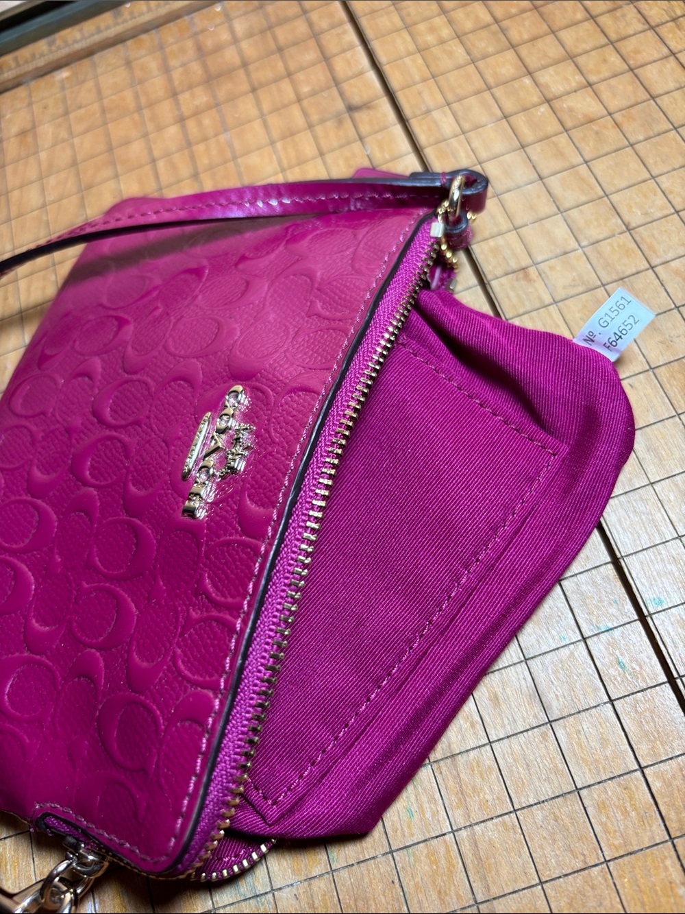 Coach Patent Debossed Signature C Wristlet Corner Zip w Gold Tone Hot Pink - Picture 14 of 17